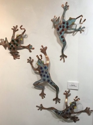 FOLLOW-THE-LEADER-WALL FROGS 85.00-EACH-4 FOR $320.00